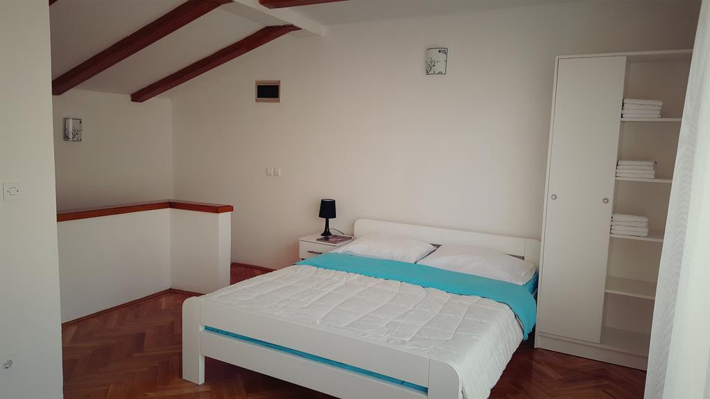 In Home Apartment Mostar Buitenkant foto